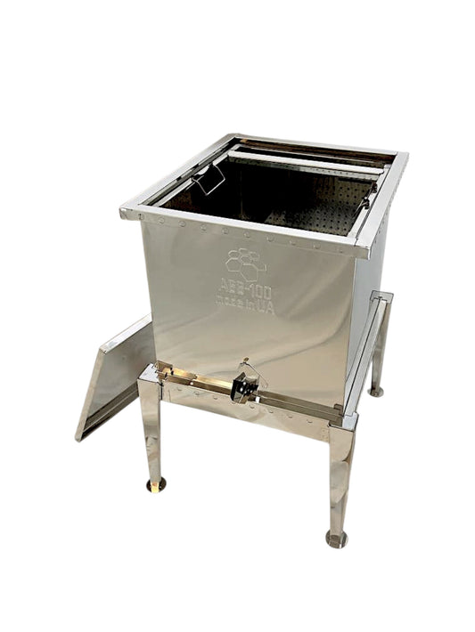 Stainless steel steam wax melter for 10 frames