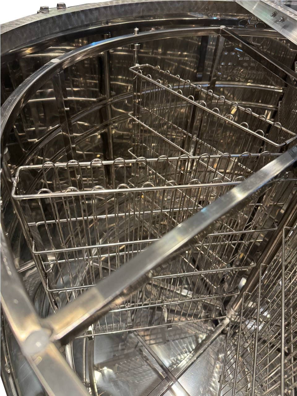 6-Waben-Selbstwendeschleuder mit Automatiksteuerung