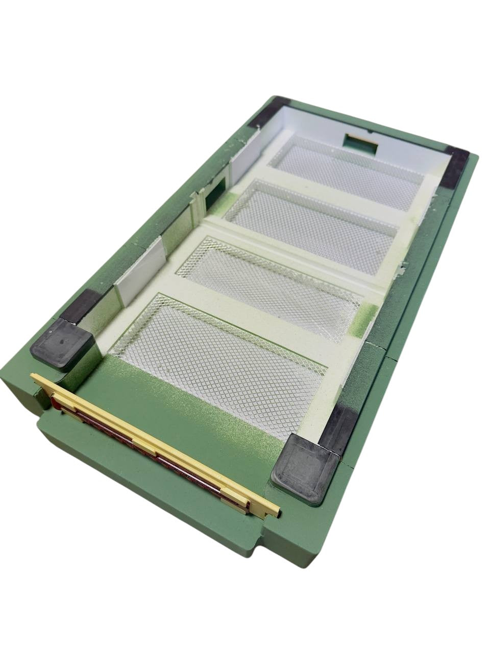 Vier-Nukleus-Beute aus Styropor - für 4 Königinnenableger - Komplettset (grün)