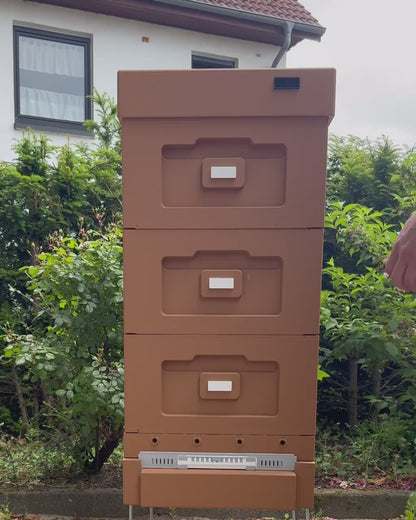 Bienenflucht aus Styropor – braun